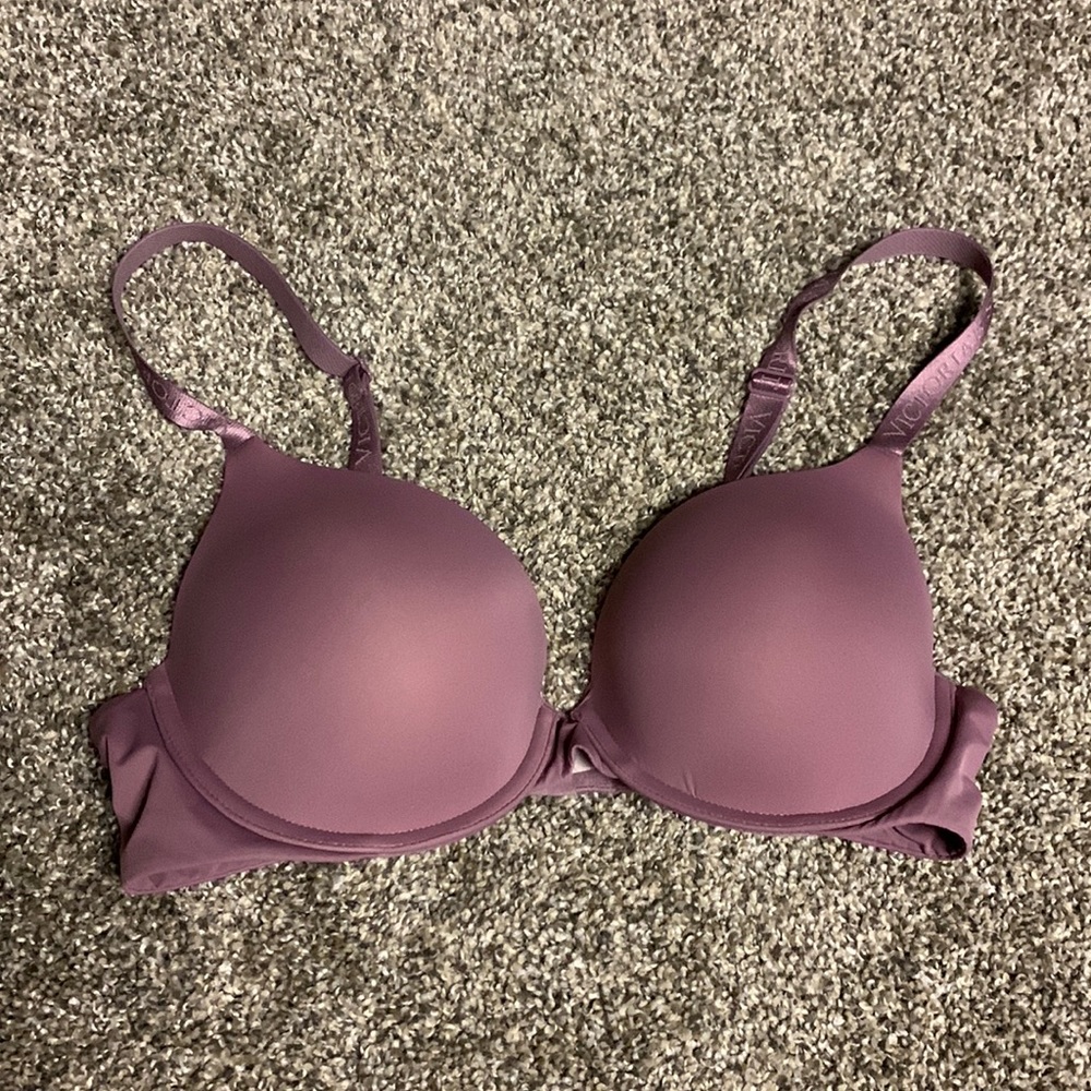 Victoria’s Secret T-Shirt Bra
